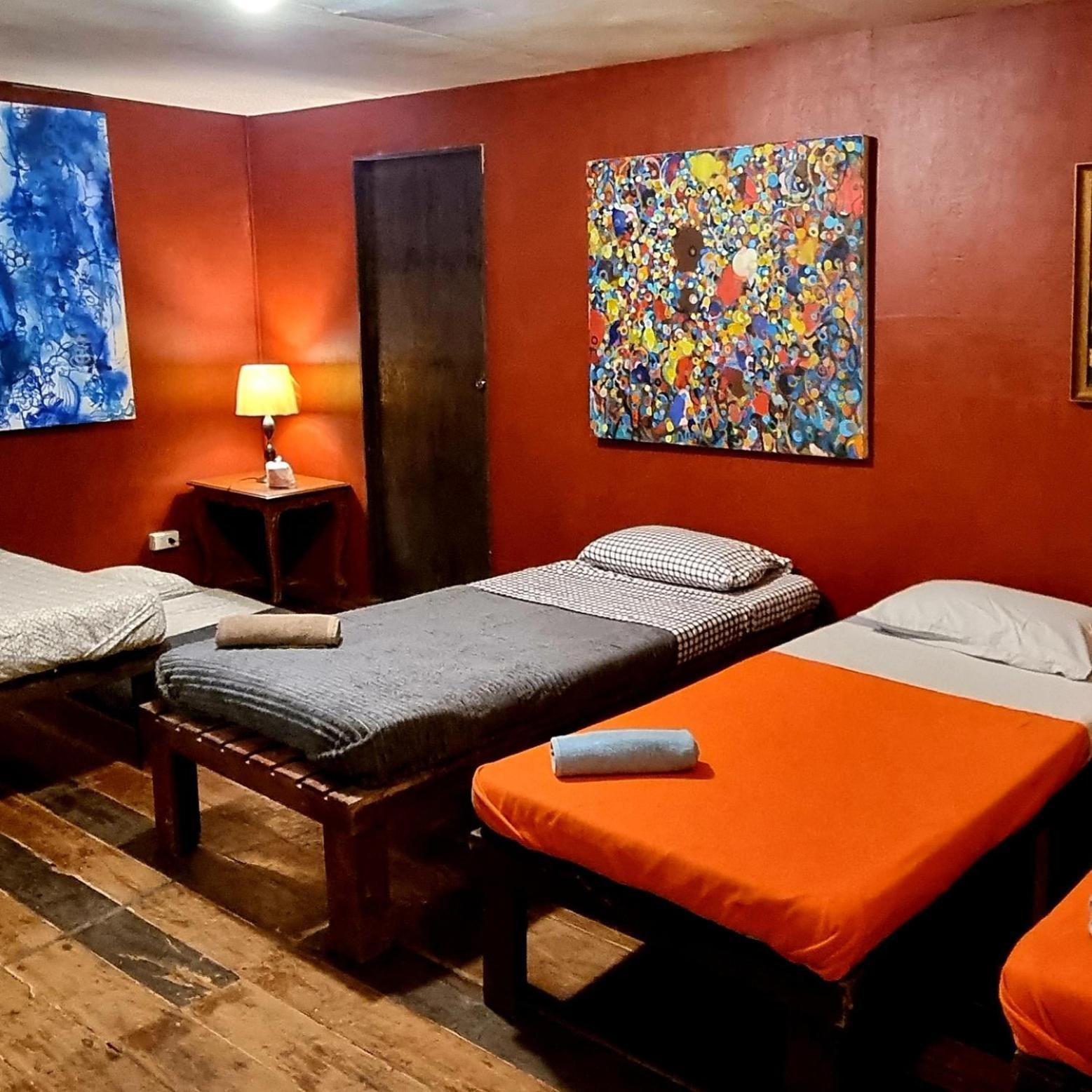 Marius B&B & Hostel Silang Ngoại thất bức ảnh