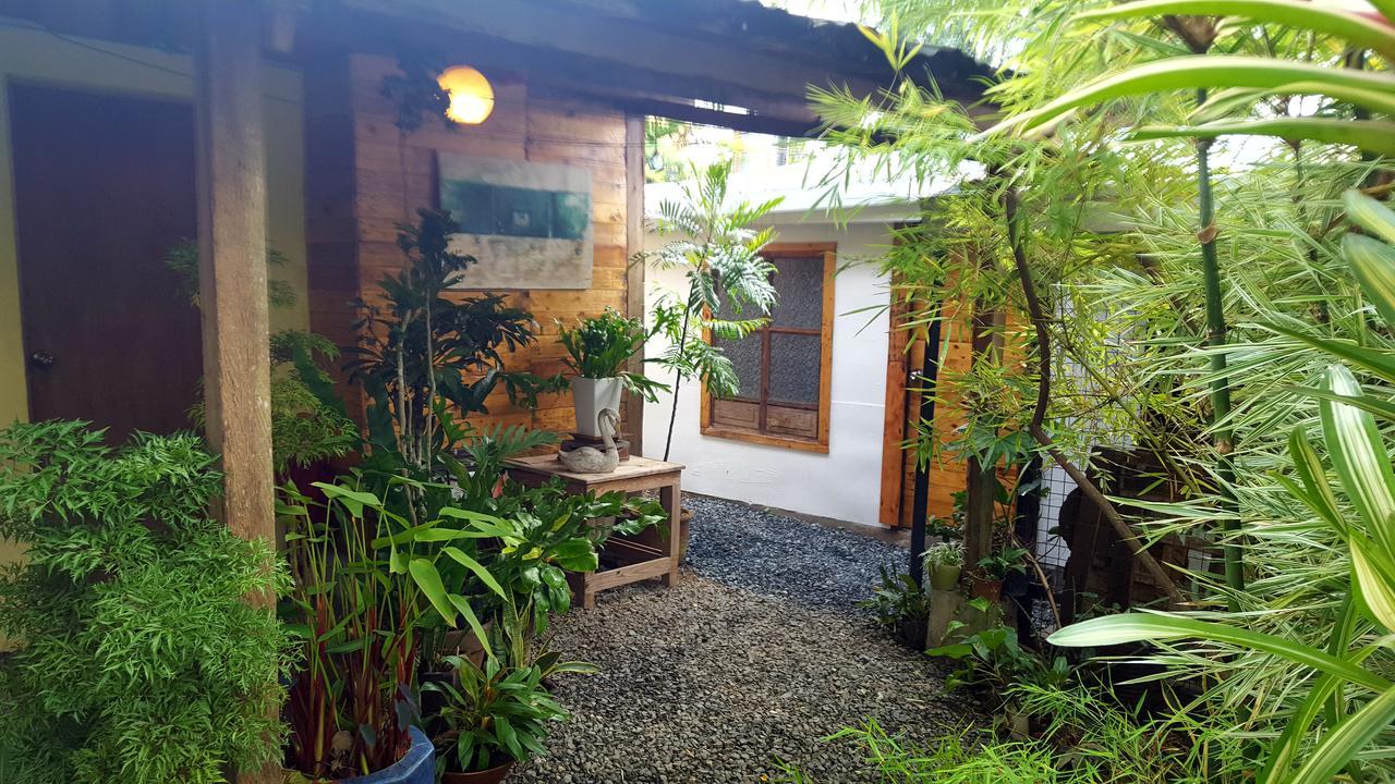 Marius B&B & Hostel Silang Ngoại thất bức ảnh