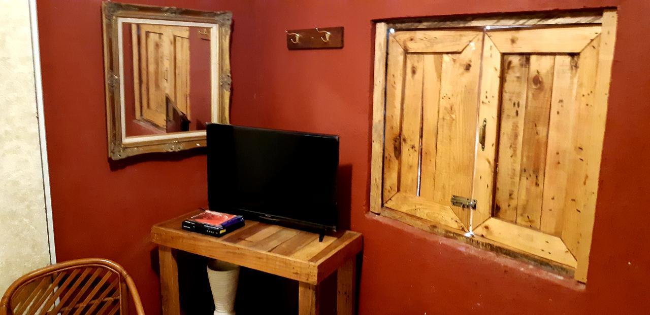 Marius B&B & Hostel Silang Ngoại thất bức ảnh
