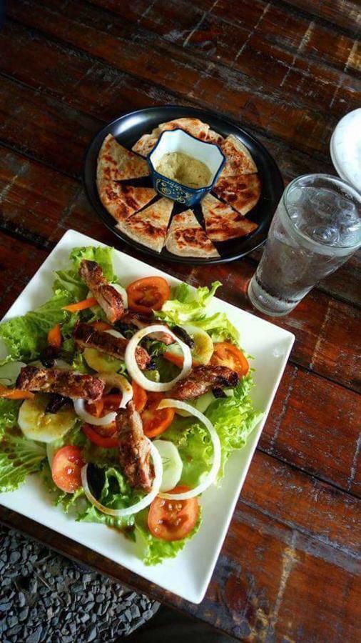 Marius B&B & Hostel Silang Ngoại thất bức ảnh