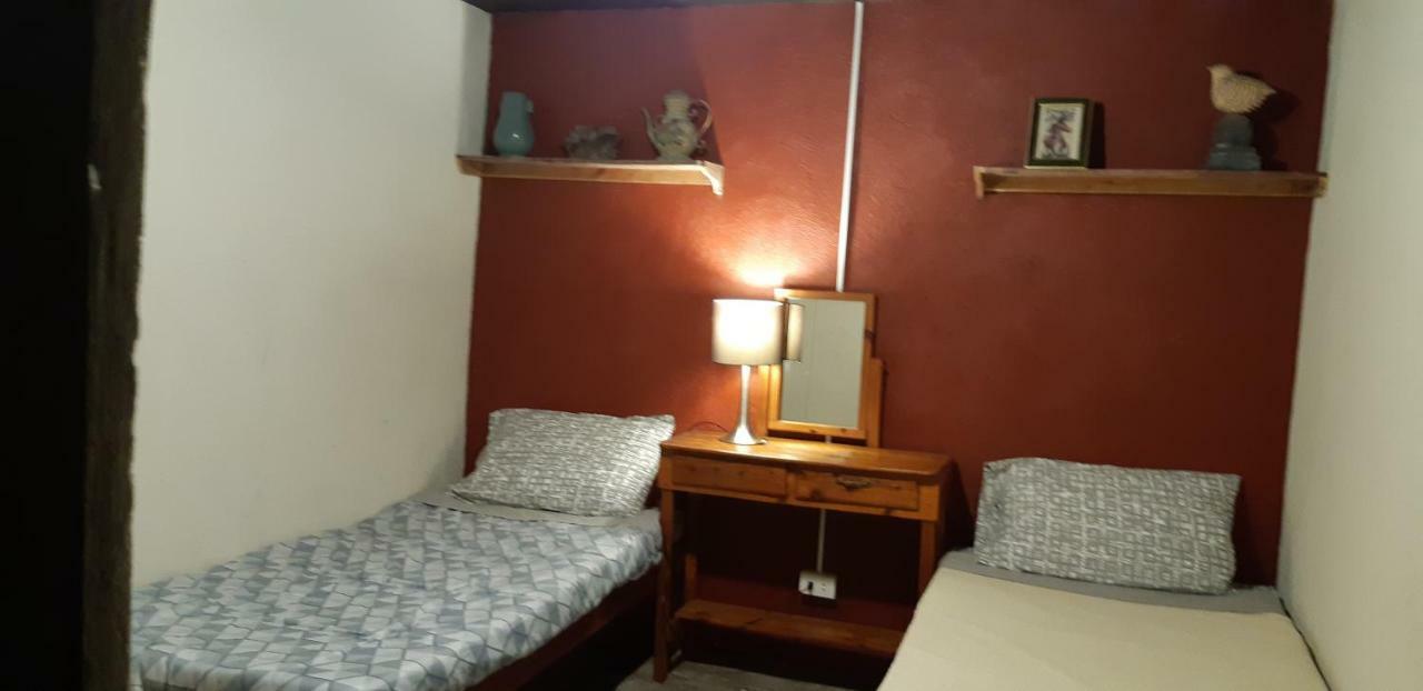 Marius B&B & Hostel Silang Ngoại thất bức ảnh